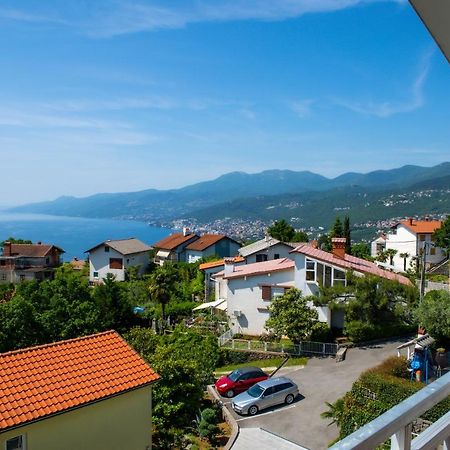 Ferienwohnung Marin - Neu Кастав Екстериор снимка