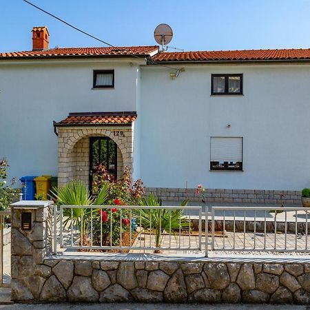 Ferienwohnung Marin - Neu Кастав Екстериор снимка