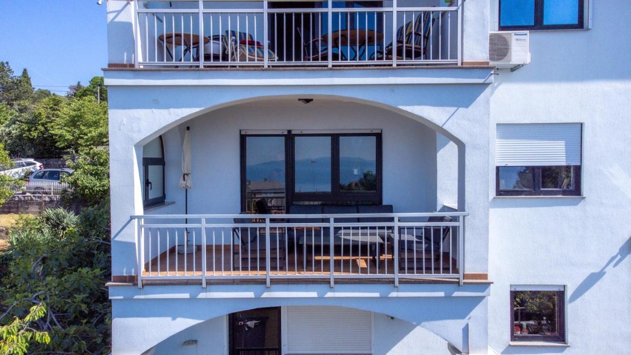 Ferienwohnung Marin - Neu Кастав Екстериор снимка